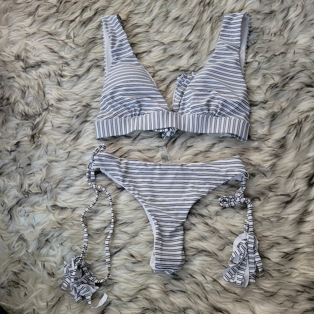 White and black stripped bikini small
